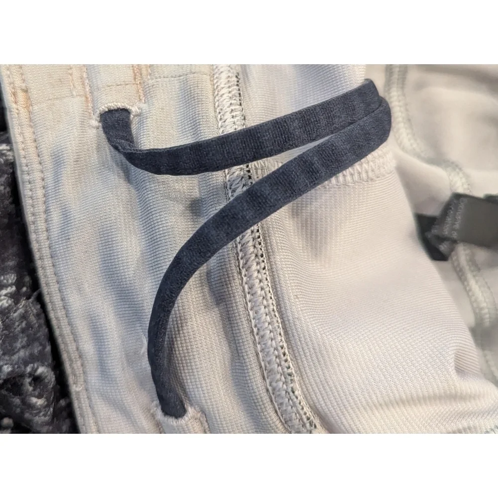 Lululemon T.H.E. Short Linerless 9
